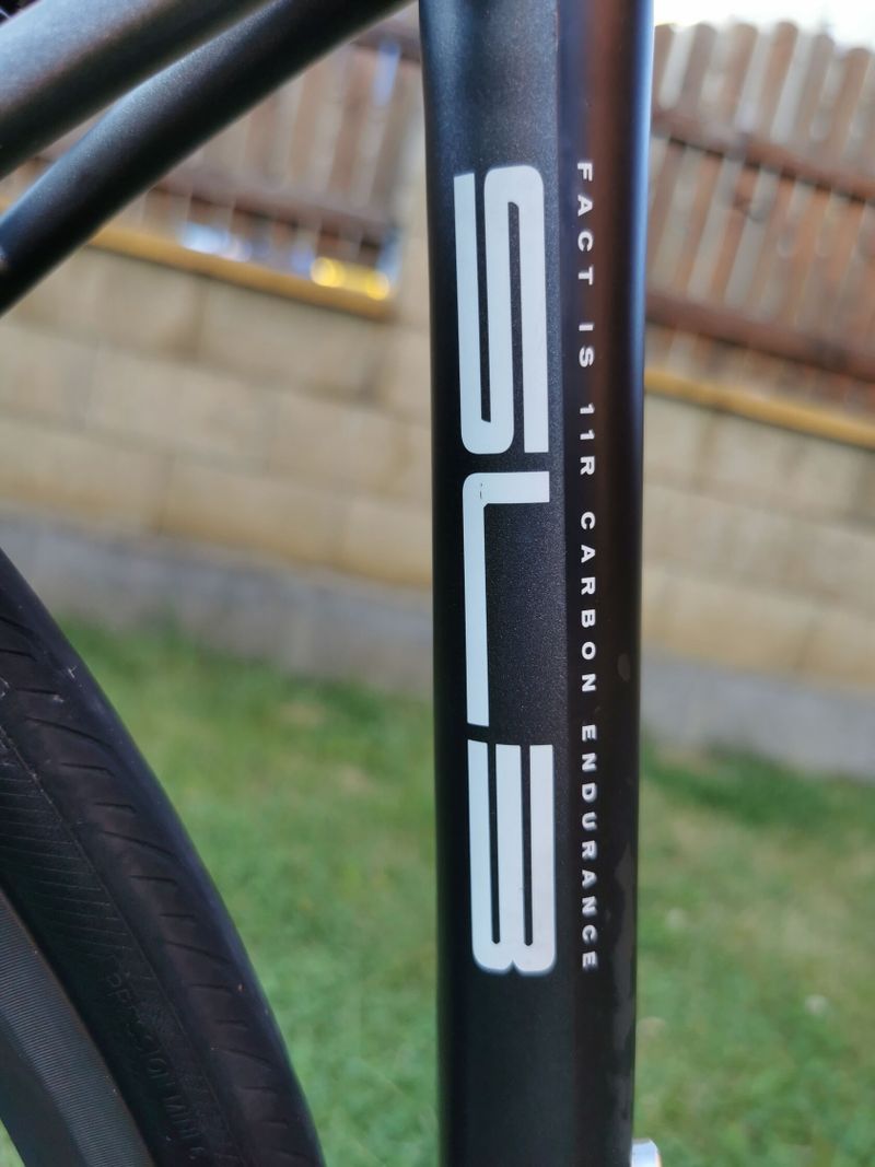 PRODÁM Silniční karbonové kolo Specialized S-Works Roubaix SL3