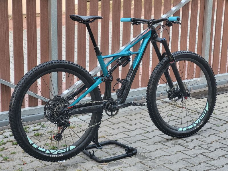 Specialized Enduro FSR Elite Carbon 29" + Roval Traverse 29 Carbon