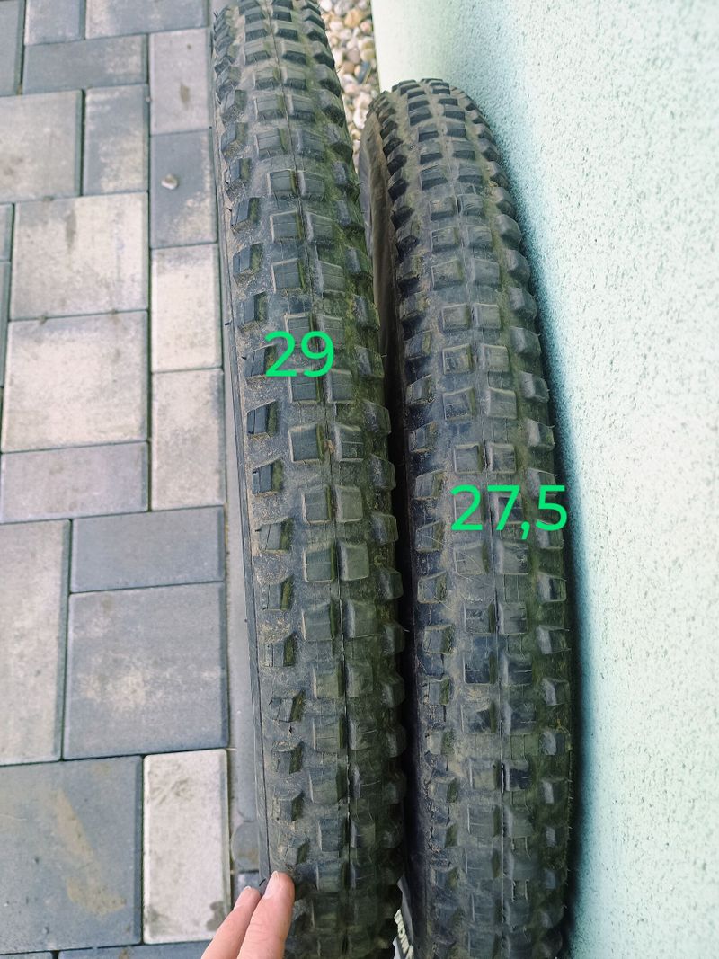  Plášťů Michelin 