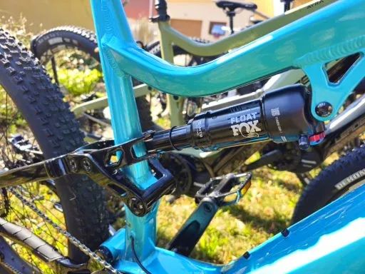 Výprodej celoodpružených elektrokol z půjčovny