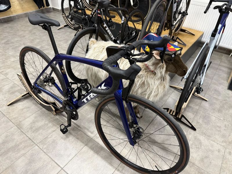 Trek Domane SL 6 gen 4 hex blue vel 54