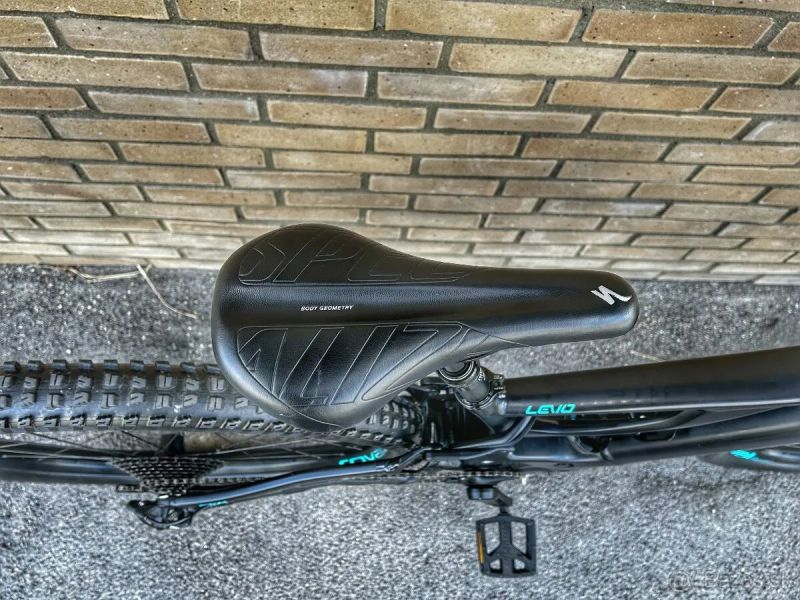 Specialized Turbo LEVO FSR Comp Alloy / 29" / M / 700Wh /
