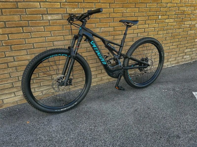 Specialized Turbo LEVO FSR Comp Alloy / 29" / M / 700Wh /
