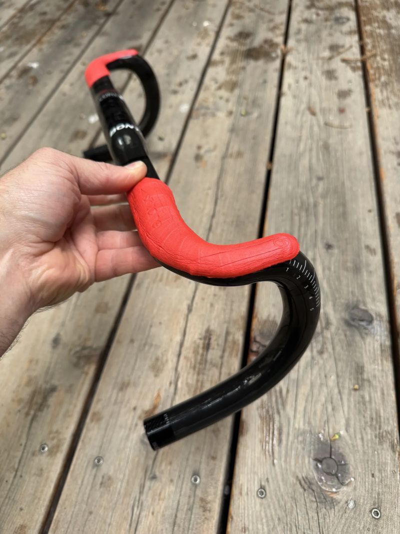 Řidítka Bontrager IsoCore 44cm