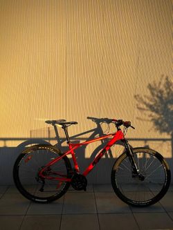 GT Avalanche Sport 29