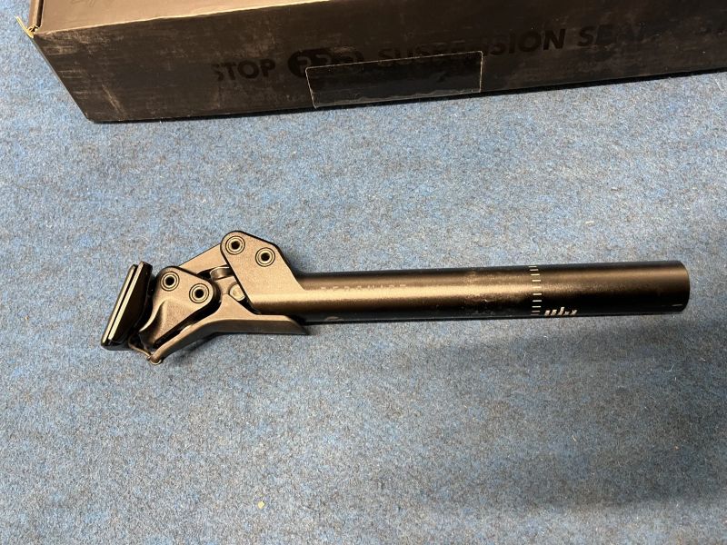 Redshift ShockStop PRO Suspension V2 odpružená sedlovka