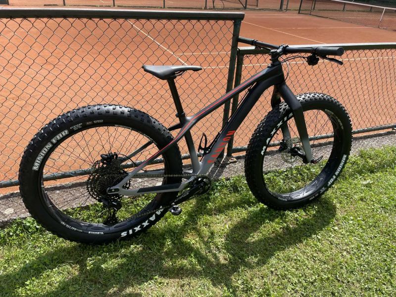 Canyon Dude CF 8