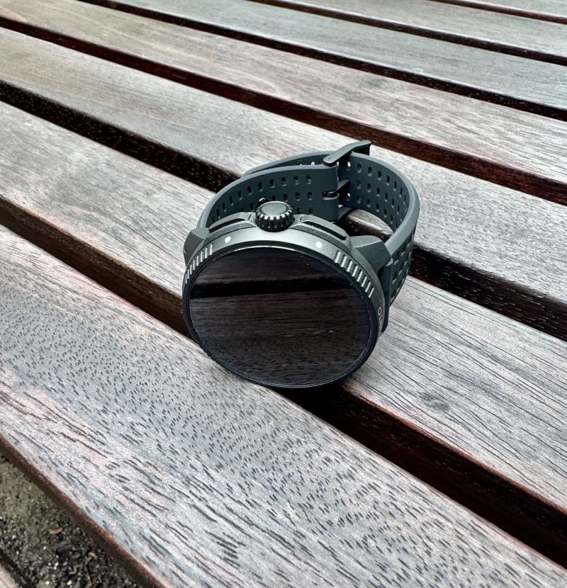Suunto Race All Black, stav nových, v záruce 