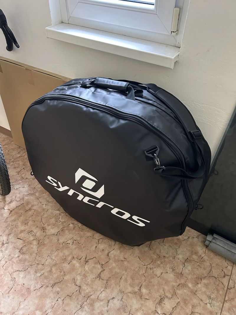 Obal na 3 zapletená kola Syncros