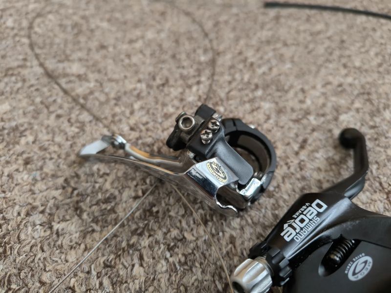 Shimano Deore 3x9 řazení , brzdy, přesmykač 