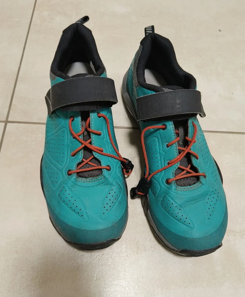 Shimano MTB vel. 41 