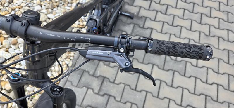 Prodám skvělý enduro bike TREK Slash 8 velikost XL 29“ rok 2021