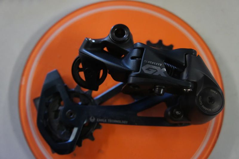 SRAM GX Eagle Lunar černá 12 rychlostí dlouhé ramínko