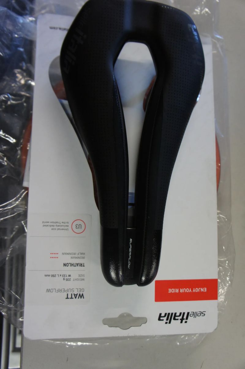 Sedlo Selle Italia Watt Superflow 133 mm