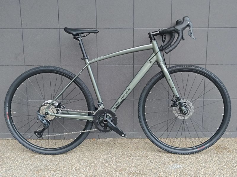 Rock Machine LUKK 40