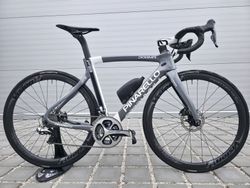 Pinarello Dogma F8 Disc MyWay Duara Ace Di2 – velikost 51,5 cm