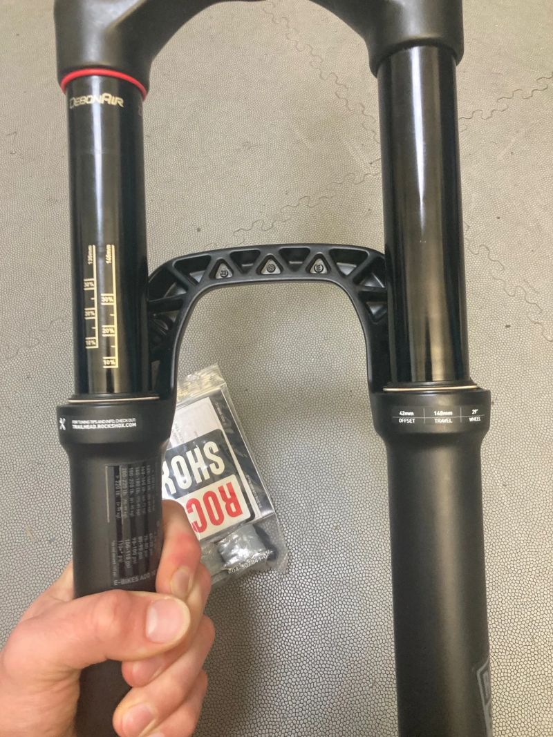 Nový Rock Shox Pike Select