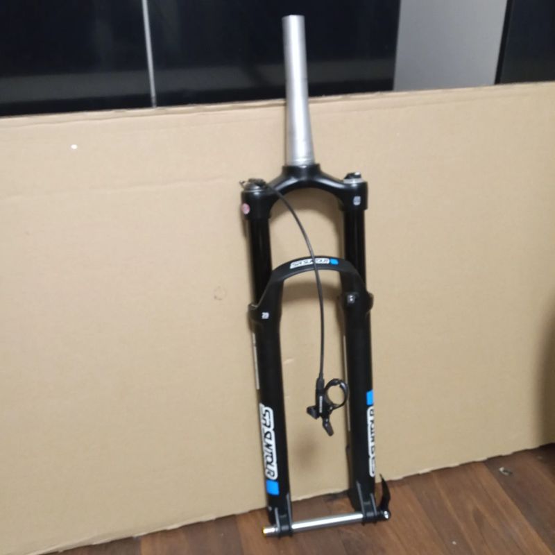 SR Suntour