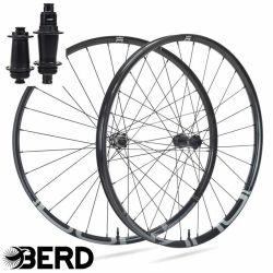 AKCE! karbonové výplety 29" DUKE Lucky Jack SLS5 31-285/350 / Baron HF / Berd (1.159 g) XD nebo MS