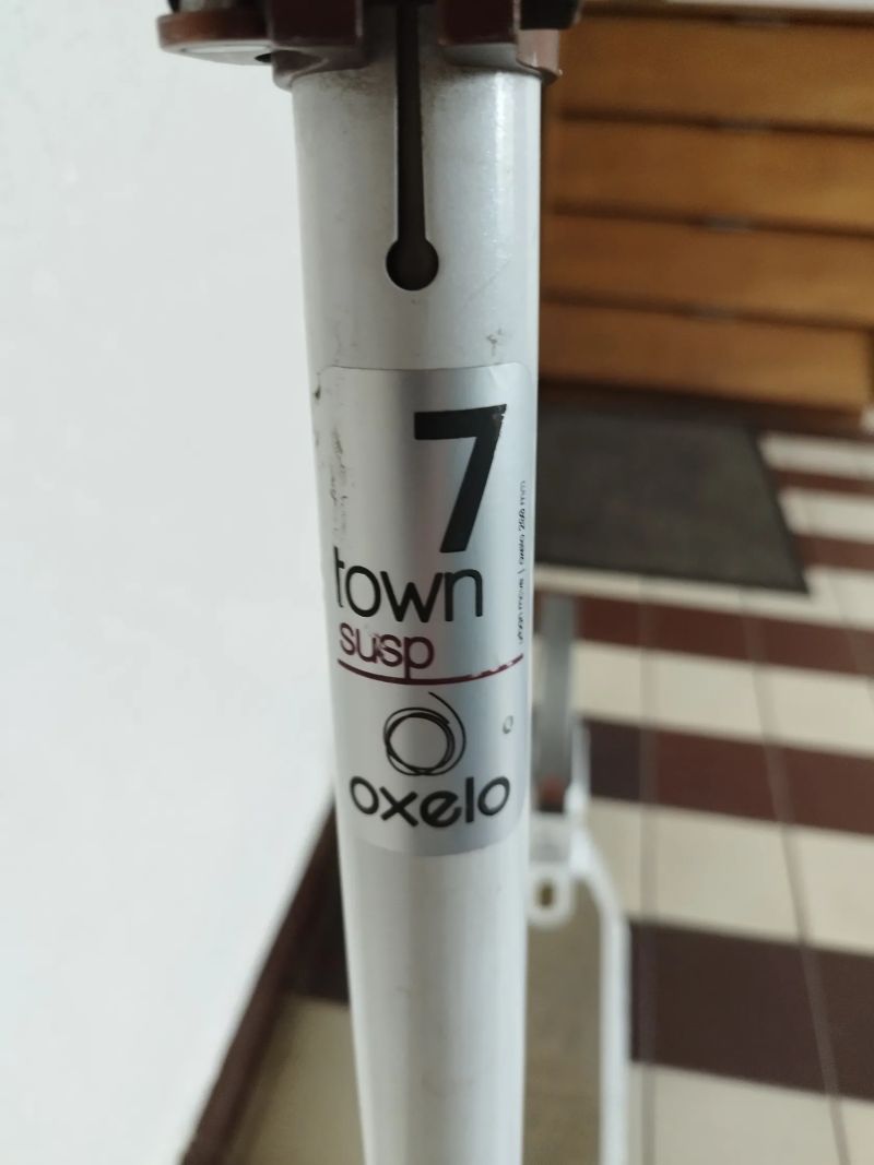 OXELO town 7 susp 200mm
