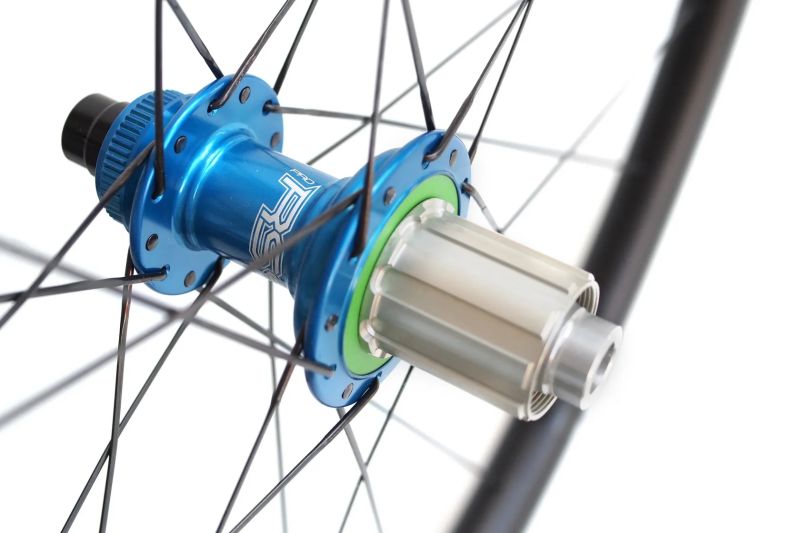 AKCE! gravel výplety DUKE World Runner X 25 / Hope RS 24 R / Sapim CX-Ray 1.665 g