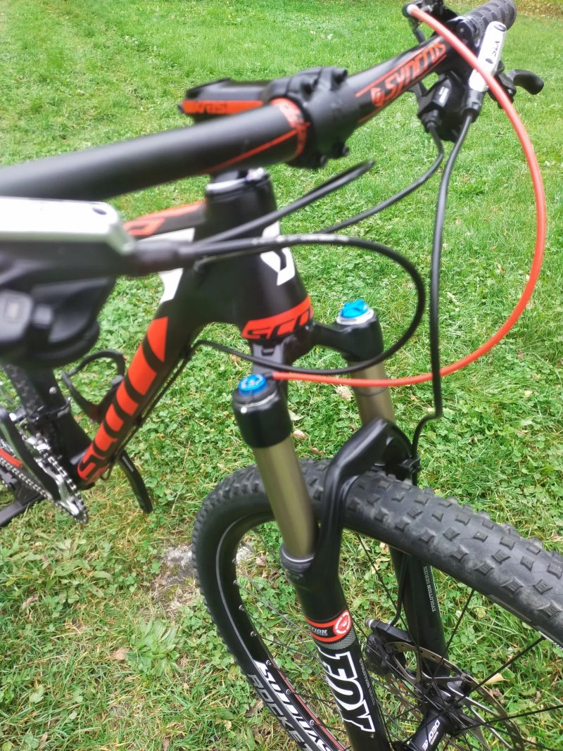 KARBONOVÉ HORSKÉ SCOTT.,. SUPER STAV .,.JAKO NOVÉ