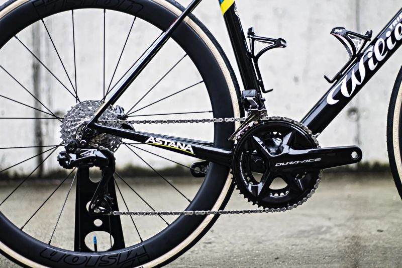 Wilier Zero SLR Astana, Dura - Ace Di2 2x12, Vision SC45 CL