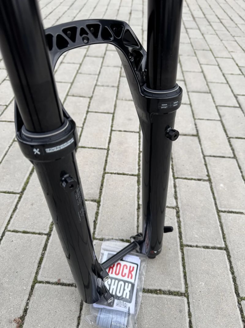 vidlice Rock Shox Lyrik Select+ (Charger 3.1 RC2) 160mm 29"- Nova