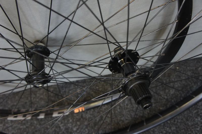 SHIMANO FH-MT510+ WTB boost