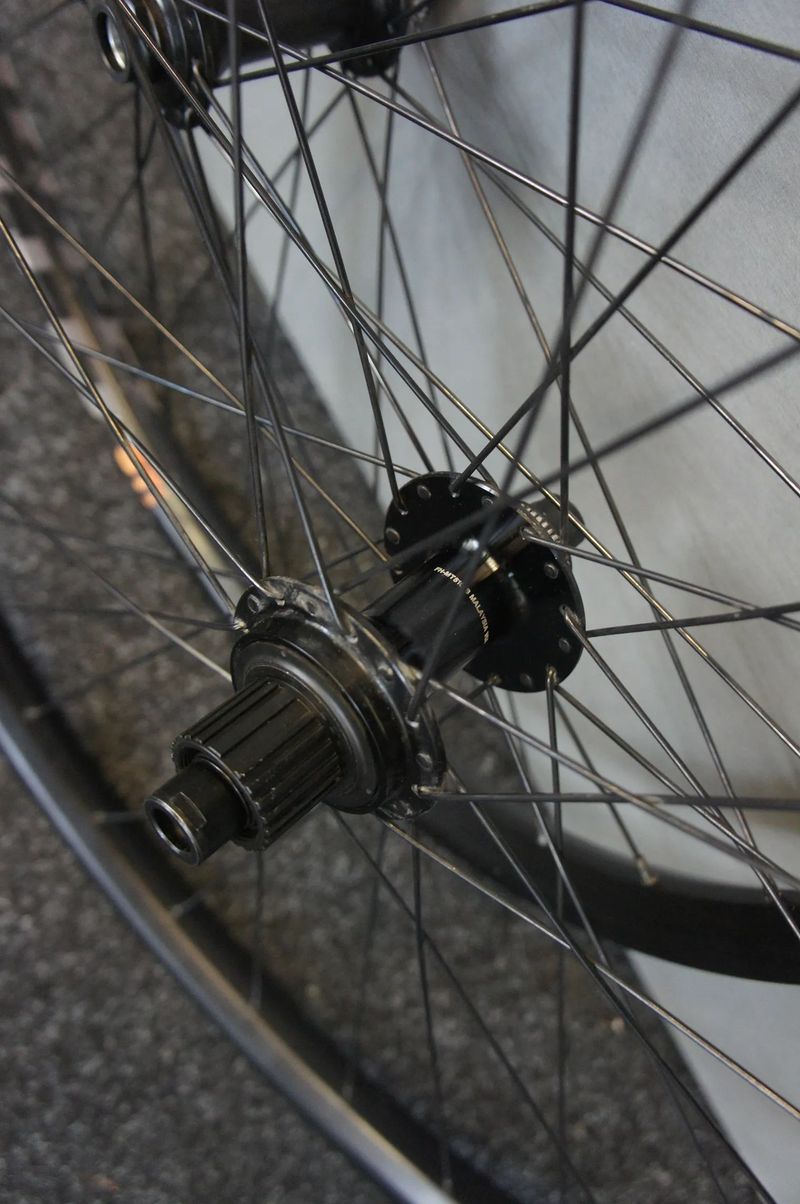 SHIMANO FH-MT510+ WTB boost