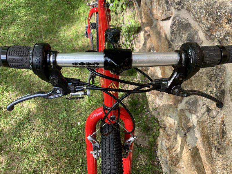 Cannondale M800 Beast of the East