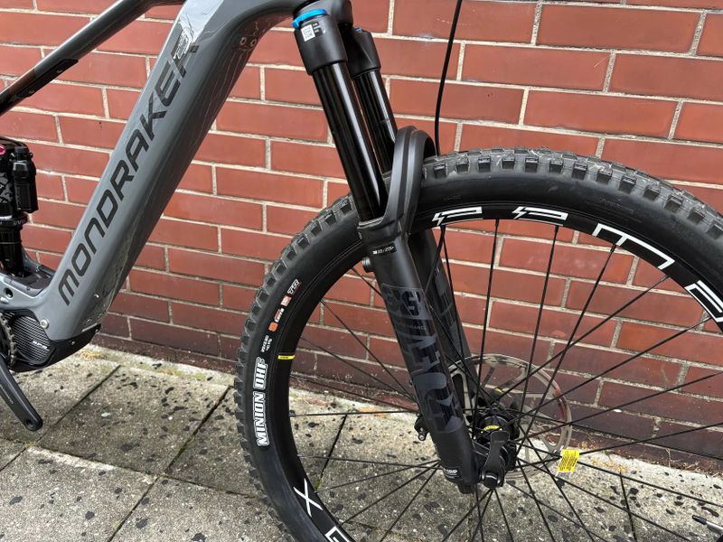 Mondraker Crusher Carbon