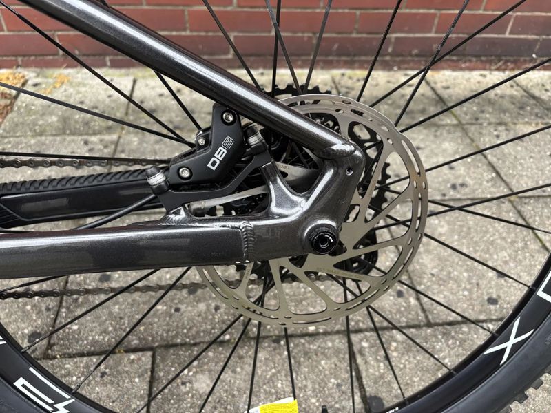 Mondraker Crusher Carbon