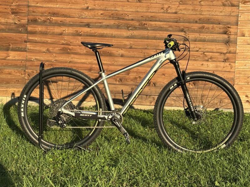 Scott Scale JR 710