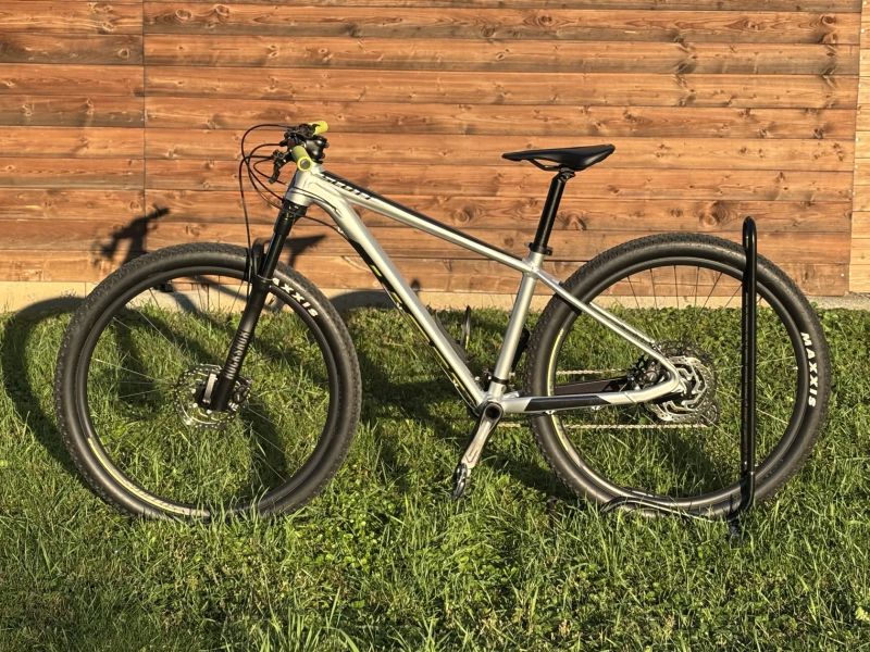 Scott Scale JR 710
