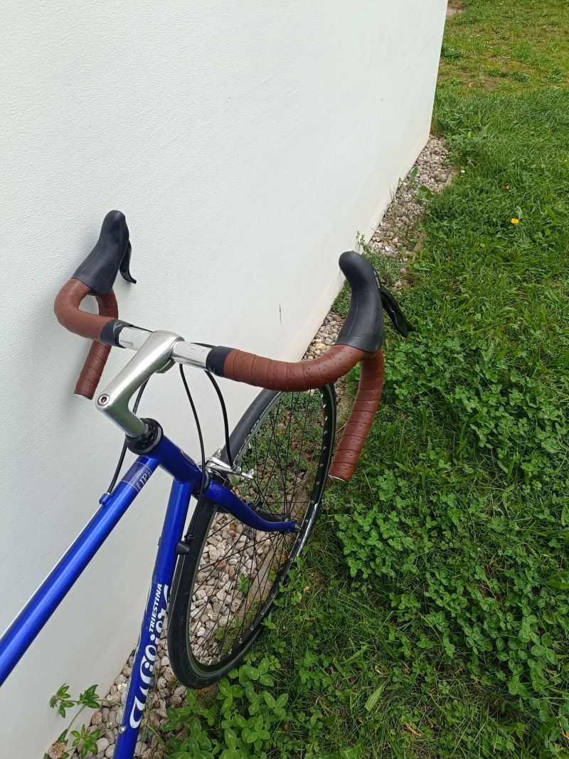 Restomod - replika Wilier Azzurrata