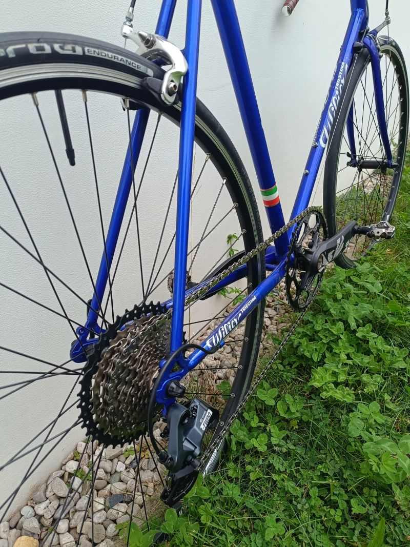 Restomod - replika Wilier Azzurrata