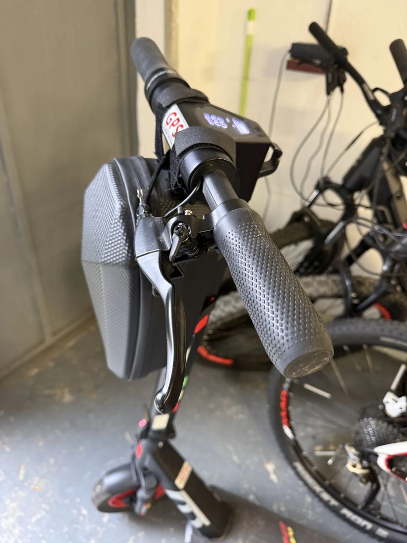 Elektrická koloběžka Aprilia eSR2 EVO
