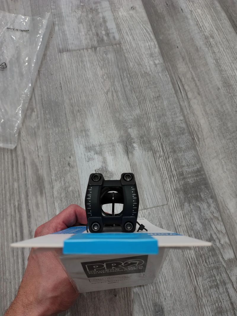 Prodám NOVÝ představec PRO PLT 70mm +/-10°
