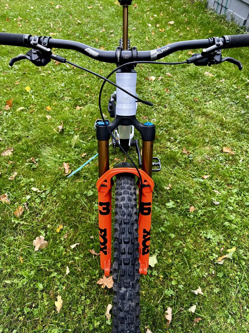 Commencal META HT V3 SIGNATURE PURE WHITE 2026