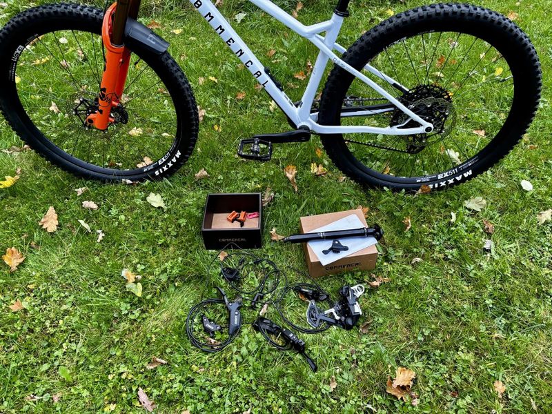 Commencal META HT V3 SIGNATURE PURE WHITE 2026