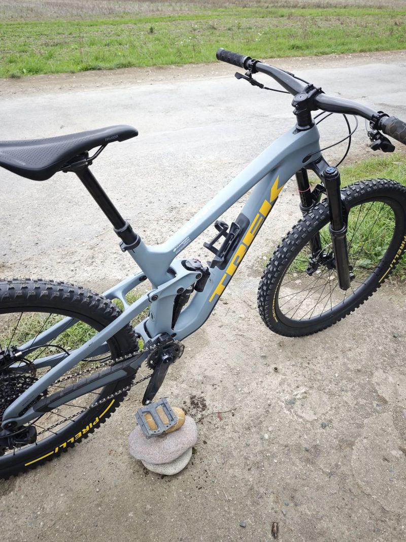 Trek Slash 9.8