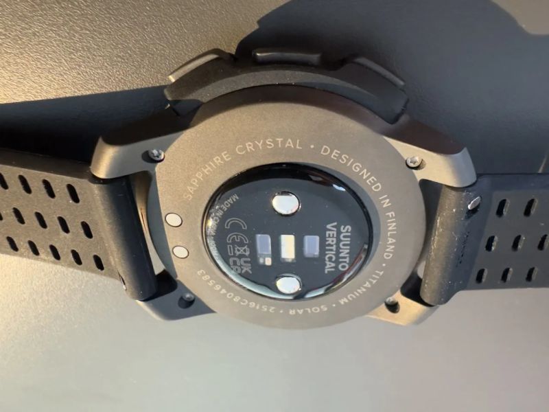 Suunto Vertical Solar Titanium