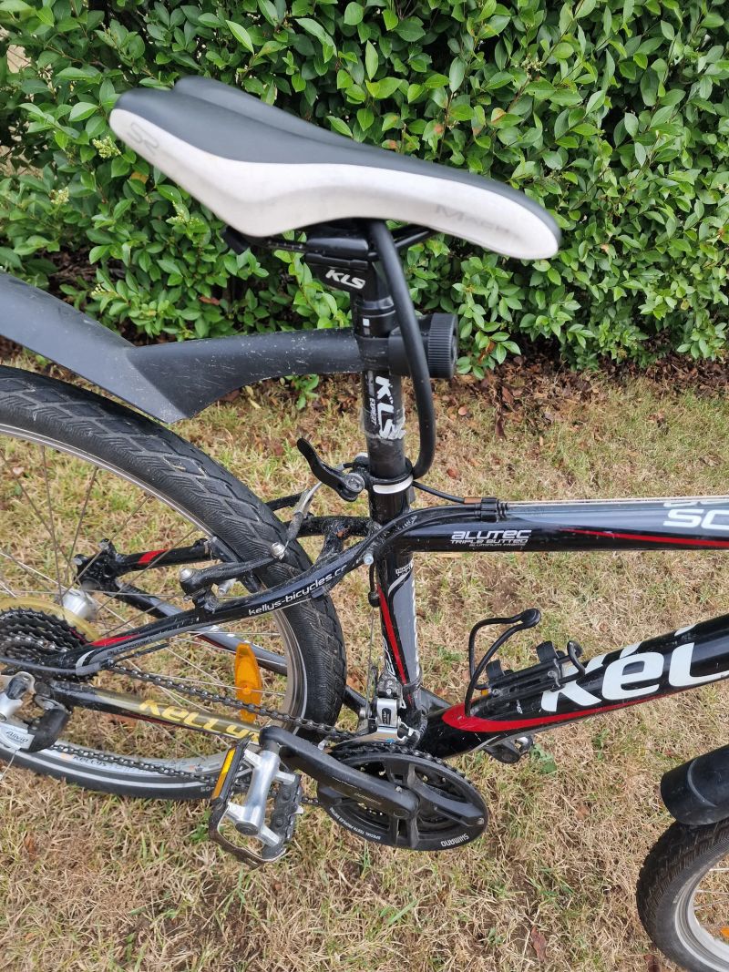 Prodám zachovalé dámské/juniorské kolo, 26", alutec triple rám, osazení Shimano, allterrain bike