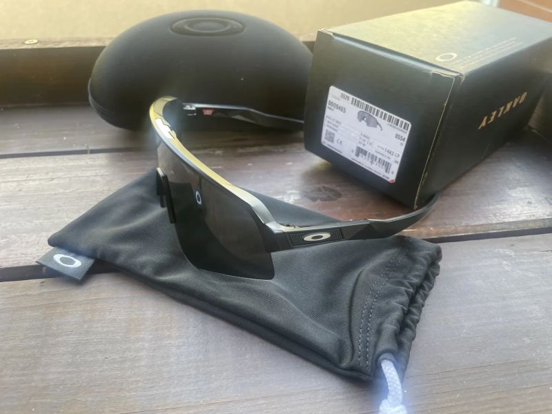 Oakley více modelů