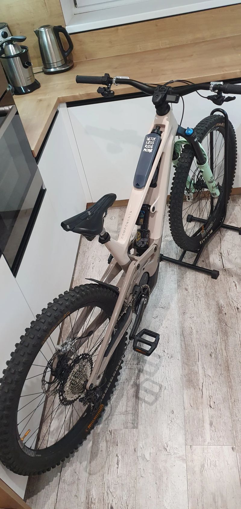 Canyon Torque On 900Wh+720Wh