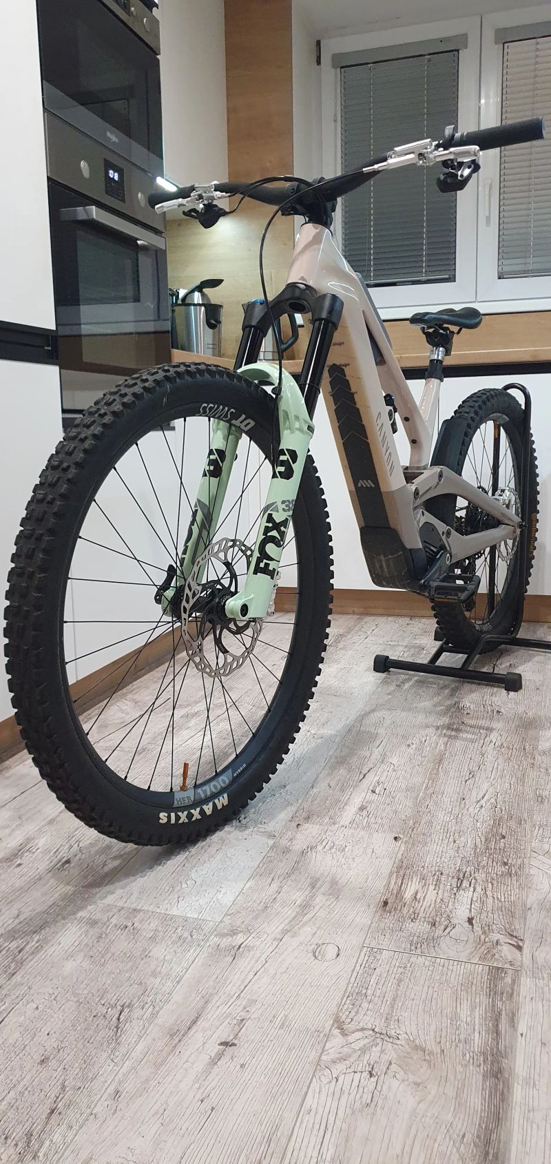 Canyon Torque On 900Wh+720Wh