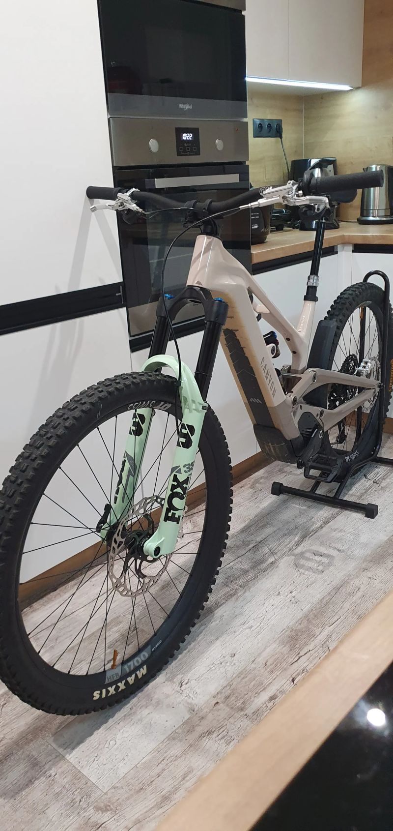 Canyon Torque On 900Wh+720Wh