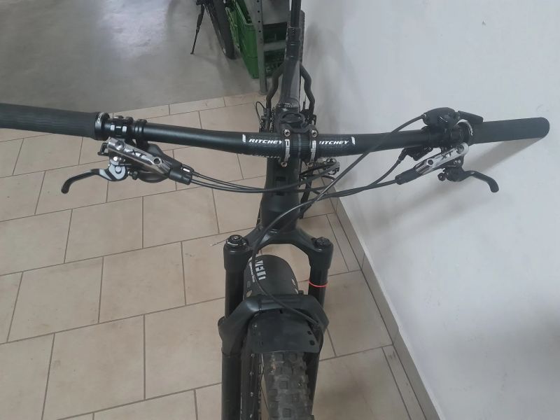 Pells Razzer Evo 2 vel.XL