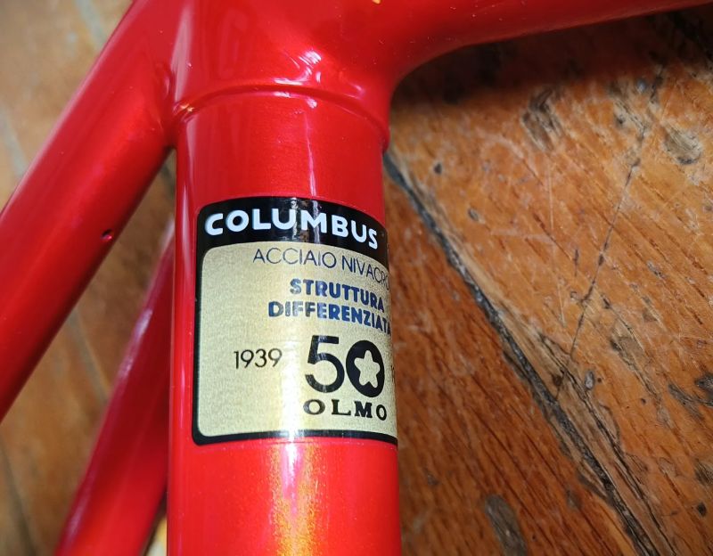 Olmo 50 Anniversary (55/57 cm) - jako nový 
